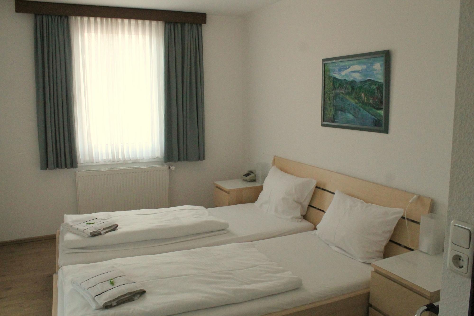 Weidenhof 3*